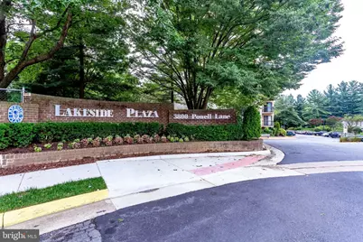 3800 Powell Lane #727, Falls Church, VA 22041 - Photo 2