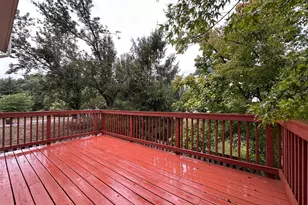 5700 Medallion Ct, Alexandria, VA 22303 - Photo 12