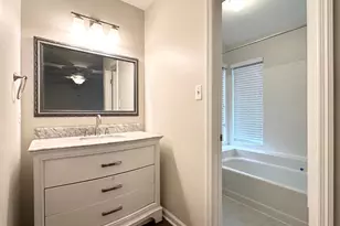 5700 Medallion Ct, Alexandria, VA 22303 - Photo 22