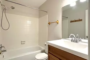 5700 Medallion Ct, Alexandria, VA 22303 - Photo 28