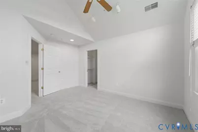 6806 Thompson Crest Court, McLean, VA 22101 - Photo 10