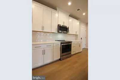 1669 Bandit Loop #403, Reston, VA 20190 - Photo 4