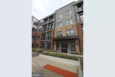 1669 Bandit Loop #403, Reston, VA 20190 - Photo 2