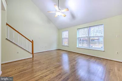 8200 Maple Ridge Avenue, Springfield, VA 22153 - Photo 20