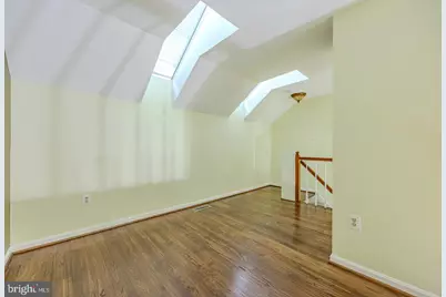 8200 Maple Ridge Avenue, Springfield, VA 22153 - Photo 22