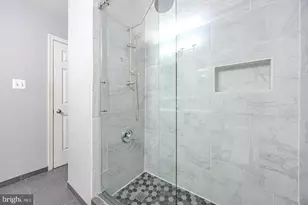 8200 Maple Ridge Ave, Springfield, VA 22153 - Photo 18