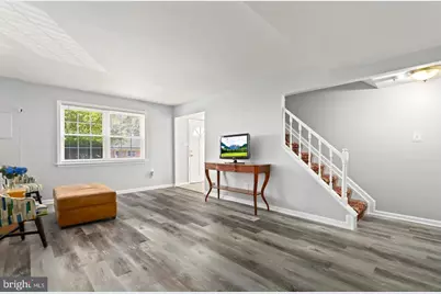 9904 Hagel Circle, Lorton, VA 22079 - Photo 8