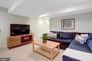 5910 Edgehill Dr, Alexandria, VA 22303 - Photo 34