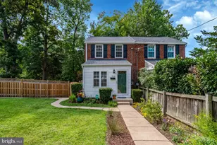 5910 Edgehill Dr, Alexandria, VA 22303 - Photo 2