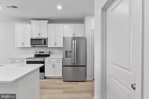 2621 River Birch Rd, Herndon, VA 20171 - Photo 10