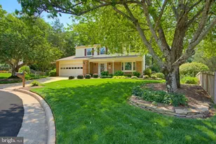 14287 Jameson Ct, Centreville, VA 20120 - Photo 6
