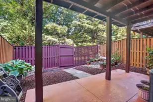 6888 Kerrywood Cir, Centreville, VA 20121 - Photo 28