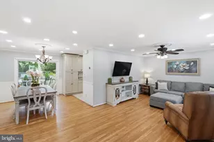7023 Ashbury Dr, Springfield, VA 22152 - Photo 8