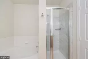 12949 Centre Park Cir, Herndon, VA 20171 - Photo 22