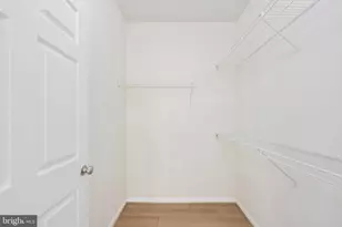 12949 Centre Park Cir, Herndon, VA 20171 - Photo 26