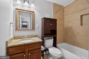 9801 Meadow Valley Dr, Vienna, VA 22181 - Photo 28