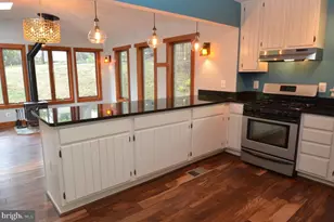 5728 Overly Dr, Alexandria, VA 22310 - Photo 6