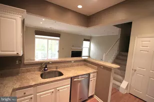 11402 Gate Hill Pl, Reston, VA 20194 - Photo 6