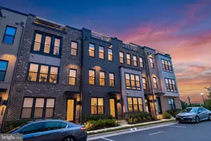4691 Charger Pl, Chantilly, VA 20151 - Photo 6