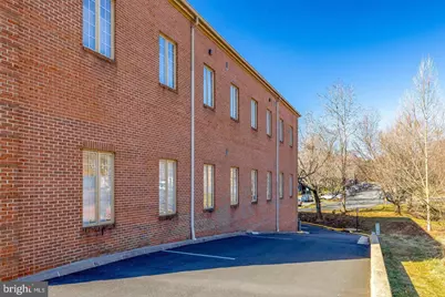 746 Walker Road #26, Great Falls, VA 22066 - Photo 52