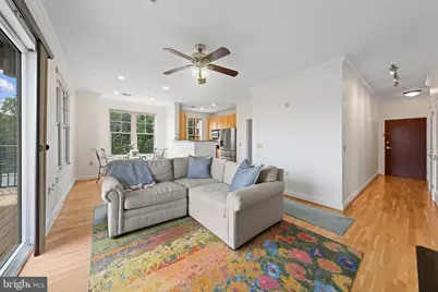 11770 Sunrise Valley Drive #319, Reston, VA 20191 - Photo 8