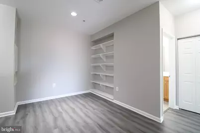 5117 Travis Edward Way #5117E, Centreville, VA 20120 - Photo 10