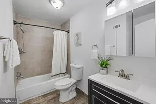 11924 Travistock Ct, Reston, VA 20191 - Photo 22