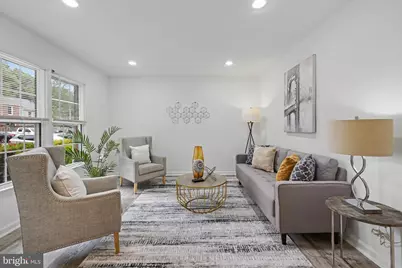 11924 Travistock Court, Reston, VA 20191 - Photo 2