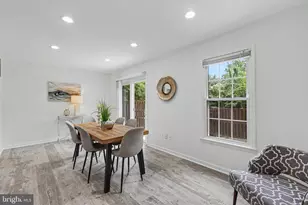 11924 Travistock Ct, Reston, VA 20191 - Photo 12
