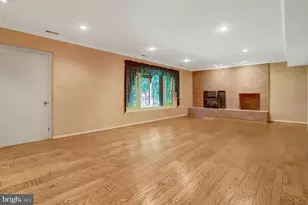 923 Harriman St, Great Falls, VA 22066 - Photo 34