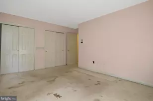 923 Harriman St, Great Falls, VA 22066 - Photo 28