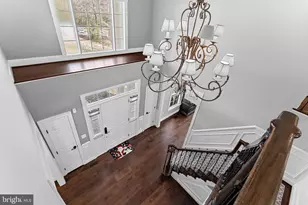 8138 Rondelay Ln, Fairfax Station, VA 22039 - Photo 8