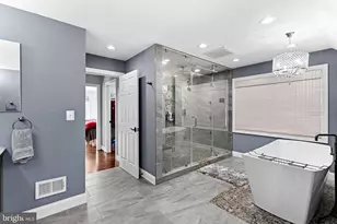 8138 Rondelay Ln, Fairfax Station, VA 22039 - Photo 26