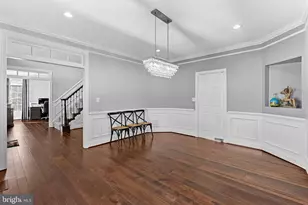 8138 Rondelay Ln, Fairfax Station, VA 22039 - Photo 10