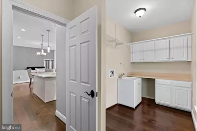 8138 Rondelay Lane, Fairfax Station, VA 22039 - Photo 20