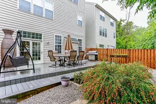 8352 Middle Ruddings Dr, Lorton, VA 22079 - Photo 2