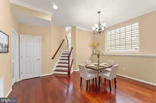 8352 Middle Ruddings Dr, Lorton, VA 22079 - Photo 16