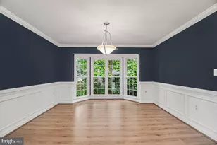 811 Autumn Breeze Ct, Herndon, VA 20170 - Photo 4