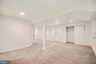 811 Autumn Breeze Ct, Herndon, VA 20170 - Photo 18