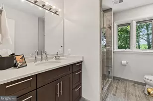 1950 Limb Tree Ln, Vienna, VA 22182 - Photo 30