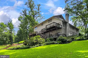 1950 Limb Tree Ln, Vienna, VA 22182 - Photo 44