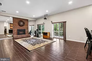1950 Limb Tree Ln, Vienna, VA 22182 - Photo 32