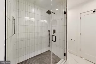 704 Blueberry Hill Rd, McLean, VA 22101 - Photo 26