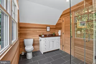 10526 Marbury Rd, Oakton, VA 22124 - Photo 36