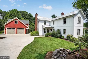 10526 Marbury Rd, Oakton, VA 22124 - Photo 1