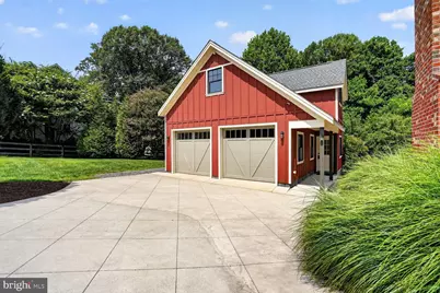 10526 Marbury Road, Oakton, VA 22124 - Photo 48
