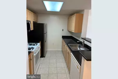 2726 Gallows Road #913, Vienna, VA 22180 - Photo 22