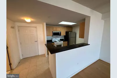 2726 Gallows Road #913, Vienna, VA 22180 - Photo 24