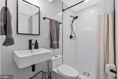 4525 Silas Hutchinson Drive, Chantilly, VA 20151 - Photo 18