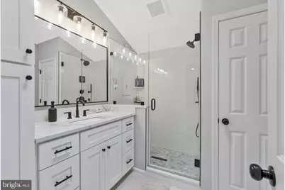 4525 Silas Hutchinson Drive, Chantilly, VA 20151 - Photo 10